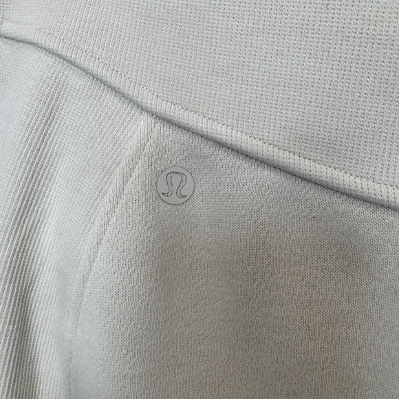 Lululemon Scuba High-Rise Mini Skirt Grey - Picture 4 of 8